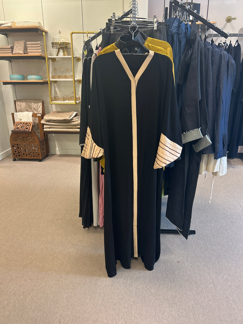 Kanzee Black Trim Abaya
